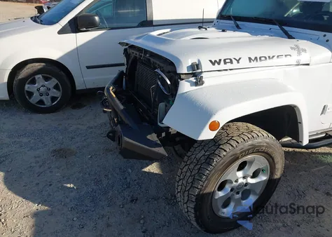 2016 Jeep Wrangler Unlimited Sahara из США, поврежденный, VIN 1C4HJWEG8GL143778